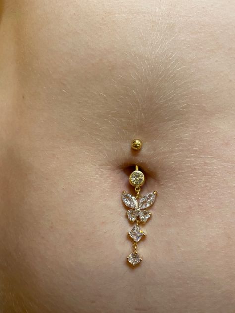 Aesthetic Belly Button Piercing Gold, Gold Stomach Piercing, Belly Piercing Ring Simple, Gold Belly Peircings, Bellybuttonpiercing Gold, Belly Piercing Jewelry Gold, Golden Belly Button Piercing, Gold Piercings Belly, Dangly Gold Belly Button Piercing