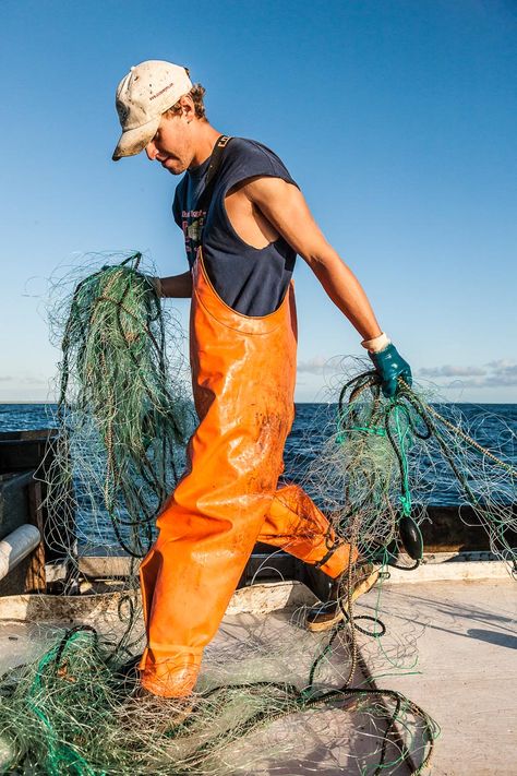 Sea Maiden, Gesture Drawing Poses, Commercial Fishing, Fishing Pictures, Figure Poses, Chesapeake Bay, Sea Monsters, Pacific Coast, Portrait Poses