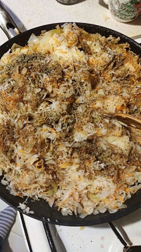 Spare Ribs and Sauerkraut - CookINPolish - Traditional Recipes Spare Ribs And Sauerkraut, Spareribs And Sauerkraut Recipe, Ribs And Sauerkraut, Boneless Spare Ribs, Polish Food Recipes, Boneless Short Ribs, Boneless Pork Ribs, Country Ribs, Bbq Short Ribs