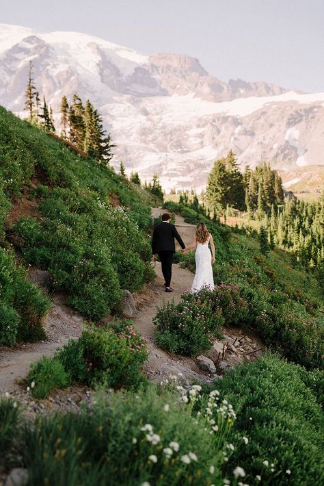 Summer Wildflower Elopement at Mt Rainier | Photograhy by Karina & Maks photo Mt Rainier National Park Elopement, Mountain Wildflower Wedding, Mt Rainier Elopement, Wildflower Elopement, Rainy Photoshoot, Rainy Photography, Rainy Wedding Photos, Dream Elopement, Cottagecore Wedding