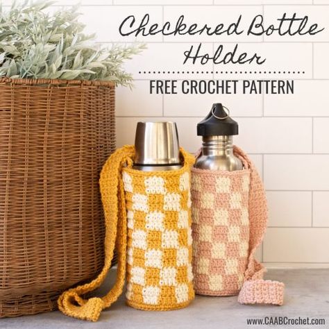 Water Bottle Carrier Crochet Pattern, Crocheted Checkered Bag, Bottle Bag Crochet Free Pattern, Crochet Bottle Bag Free Pattern, Crochet Bottle Holder Pattern, Free Bag Crochet Patterns, Bags Crochet Pattern Free, Free Crochet Pattern Bag, Bottle Crochet Bag