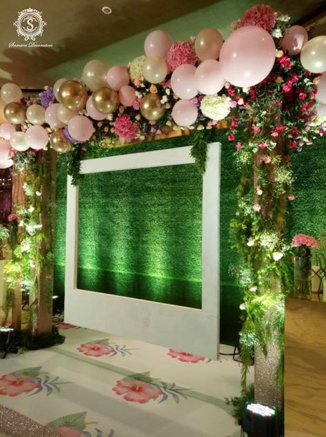 Selfie Corner, Cricket Photo, Small Stage, Diy Photo Booth Backdrop, Small Wedding Decor, Shower Backdrop, Lovely Photo, Diy Photo Booth, Baby Shower Photos