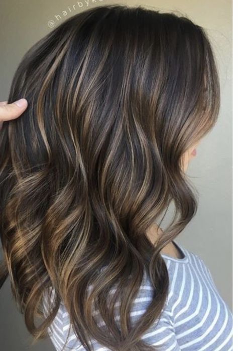 Dark Ombre Hair, Brunette Balayage, Balayage Blonde, Brown Hair With Blonde Highlights, Caramel Highlights, Shoulder Hair, Brown Balayage, Dark Brown Hair Color, Trendy Hair Color