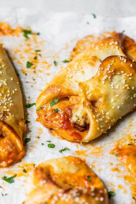 These Chicken Parmesan Rolls (also know as chicken rolls) are wrapped in my easy pizza dough with marinara and mozzarella cheese, so good! #chickenroll #chickenparmroll Chicken Parmesan Rolls, Chicken Parmesan Wraps, Parmesan Rolls, 2023 Meals, Fried Chicken Cutlets, Chicken Roll Ups, Ww Meals, Yummy Bites, Parmesan Recipes