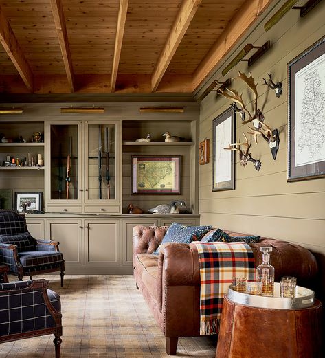 Photo Gallery - New Old | Charlotte, NC | Custom Home Builder Living Room Men, Cabin Living Room, Casa Country, Casas Coloniales, Cabin Living, Cabin Style, Modern Cabin, Deer Head, Cabin Homes