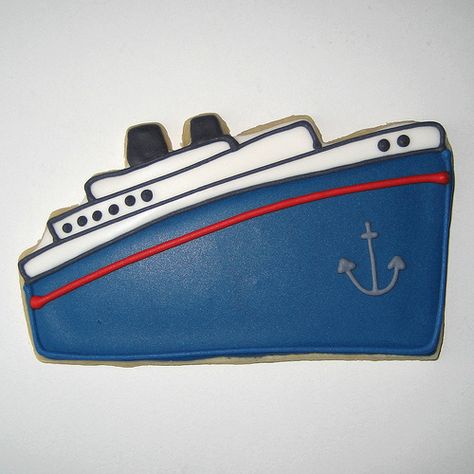 Cruise Ship Cookie - umm is there a better way to talk about Anything Goes? Ship Cookies, Shipping Cookies, Cookie Cake Pie, Cruise Party, Summer Cookies, Girl Birthday Themes, Pretty Cookies, Creative Cookies, Cookie Inspiration