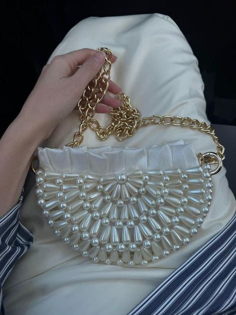 Handmade Pearl Beaded Crescent Bag, Unique Half-moon Bridal Clutch, Pearl, Daisy Wedding Bag, Pearl Bag, Handmade Tote, Free Shipping - Etsy Canada, 2024#WomenBags #BeadedBags #HandmadeBags #BeadBagStyle #FashionBagsForWomen #BeadedAccessories #LuxuryBags #UniqueBeadedBags #HandcraftedBags #StylishBags #WomenFashionBags #BohoBags #BeadWorkBags #BeadsAndBags #ChicBags #WomenAccessories #FashionWithBeads #BeadedBagTrend #ToteBagsForWomen #BeadedFashion Handmade Pearl Bag, Pearl Bead Bag, Pearl Bag Pattern, Beaded Bags Pattern Design, Diy Bags Easy, Fancy Clutch Purse, Pearl Bags, Pearl Clutch Bag, Beaded Diy