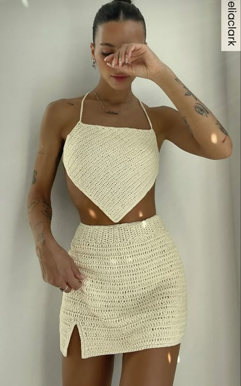 Crochet Top Outfit, Mode Crochet, Crochet Design Pattern, Crochet Set, Crochet Skirt, Summer Crochet, Crochet Fashion, Cute Crochet, Diy Crochet