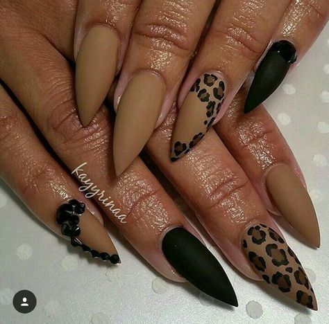 Leopard Lepord Print Nails Design, Women Things, Tiger Nails, Golden Nails, Cheetah Nails, Gel Overlay, Special Nails, Stiletto Nail Art, Leopard Print Nails