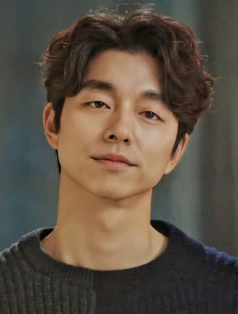 Gong Yoo Hairstyle, Gong Yoo Hair, Curly Asian Hair, Men Perm, Perm Hair Men, Hairstyle Korean, Korean Perm, Korean Boy Hairstyle, Wavy Perm