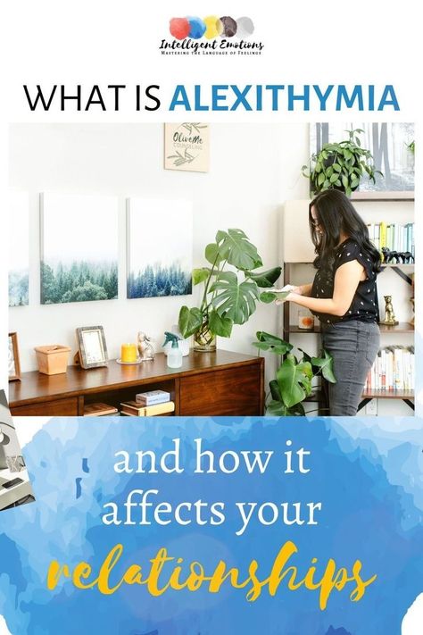 Have you ever heard of alexithymia? I wish I knew this when I was younger—it would have saved me a lot of heartache/headache from self-gaslighting or questioning my own emotional experiences. If you often have difficulty expressing feelings or understanding how others feel, and want to improve your emotional awareness, read on. Learn more about alexithymia and what you can do if you're experiencing it to improve your relationships with friends and family. Deal With Emotions, Control Emotions, Emotionally Numb, List Of Emotions, How To Control Emotions, Expressing Feelings, Manage Emotions, Enneagram 2, Healthy Coping Skills