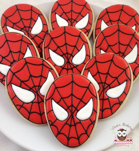 Flat Cookies, Superhero Party Food, Spiderman Cookies, Superhero Cookies, Patisserie Fine, Cutout Cookies, Spiderman Birthday Party, Man Cookies, Spiderman Party