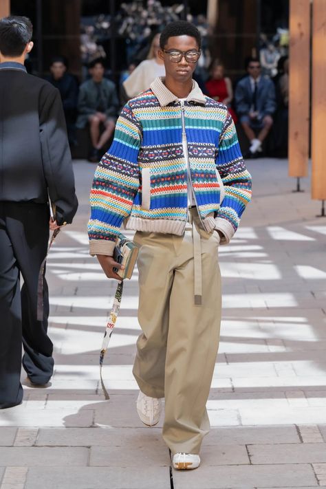 Sacai Spring 2025 Ready-to-Wear Runway, Fashion Show & Collection Review [PHOTOS] Paris Fashion Week Men, Runway Fashion Couture, Show Collection, Best Mens Fashion, June 2024, Fashion Show Collection, Mens Street Style, Business Fashion, Couture Fashion