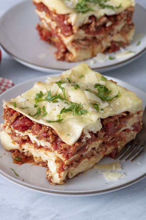 Slow Cooker 12 Layer Lasagna Layer Lasagna, Green Breakfast Smoothie, Almond Butter Smoothie, No Boil Lasagna, Green Breakfast, Slow Cooker Lasagna, Veggie Lasagna, Pesto Chicken Pasta, Best Slow Cooker