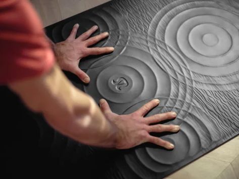 Lululemon gives the yoga mat a clever makeover Lululemon Mat, Yoga Mat Design, Lululemon Aesthetic, Lululemon Yoga Mat, Just Aesthetic, Innovative Materials, Mat Design, Yoga Mats Design, Lululemon Yoga