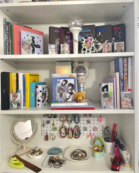 #kpop #albumcollection #kpopalbul #shelf #bookshelf #albumshelf #kpopshelf #bedroom #shelfinspo #p1harmony #tomorrowbytogether #txt #ateez #seventeen #kpopstan #carat tiny #moa #p1ece #softgirl #aesthetic #shelf Seventeen Album Shelf, Kpop Shelf Aesthetic, Kpop Bookshelf, Carat Room, Albums Shelf, Album Shelf, Kpop Albums Shelf, Album Organizer, Aesthetic Shelf