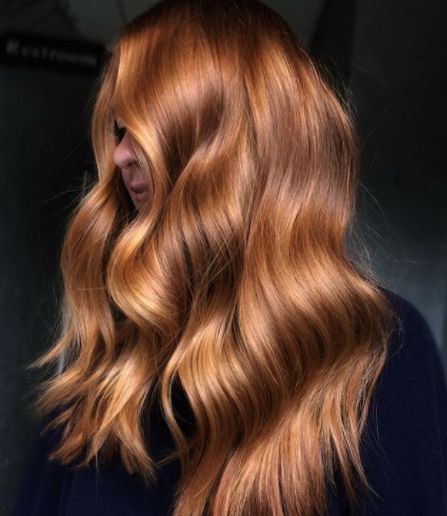 Coming in hot! A dimension specialist shares the breakdown for this warm coppery goodness. Gold And Brown Hair, Golden Brown Hair Dye, Strawberry Hair Color, Golden Copper Hair, Bronze Hair Color, Light Golden Brown Hair, Medium Brunette Hair, Golden Brunette, Golden Brown Hair Color