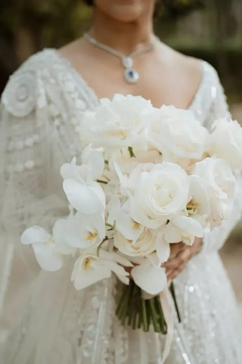 All-White Wedding Bouquet With Roses and Orchids Orchid Rose Bouquet Wedding, White Rose And Orchid Wedding Bouquet, White Rose Orchid Bouquet, Rose And Orchid Bridal Bouquet, Roses And Orchids Bouquet, Modern White Bouquet, Rose Orchid Bouquet, Orchid Rose Bouquet, Orchid And Rose Bouquet