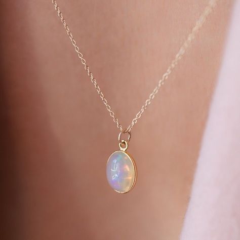 Grad Jewelry, Bengali Jewellery, Ethereal Jewelry, Dainty Necklaces, Cabochon Necklace, Dainty Diamond Necklace, Nice Jewelry, Pretty Necklace, Diamond Solitaire Necklace