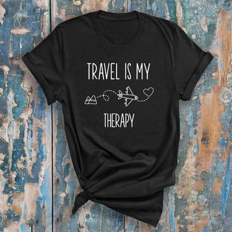 Women Adventure, Travel Is My Therapy, Outdoor Tshirt, Casual 90s, 90s Women, Travel Tshirt, Travel Tees, Travel Shirt, Pink Olive