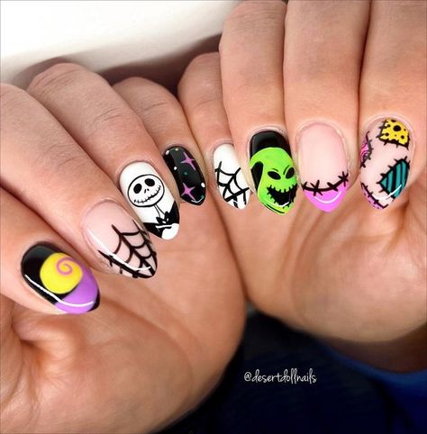 Before Christmas Nails, Sally Nails, Nightmare Before Christmas Nails, Holloween Nails, Halloween Acrylic Nails, Cute Halloween Nails, Disney Nails, Halloween Nail Designs, Short Acrylic Nails Designs