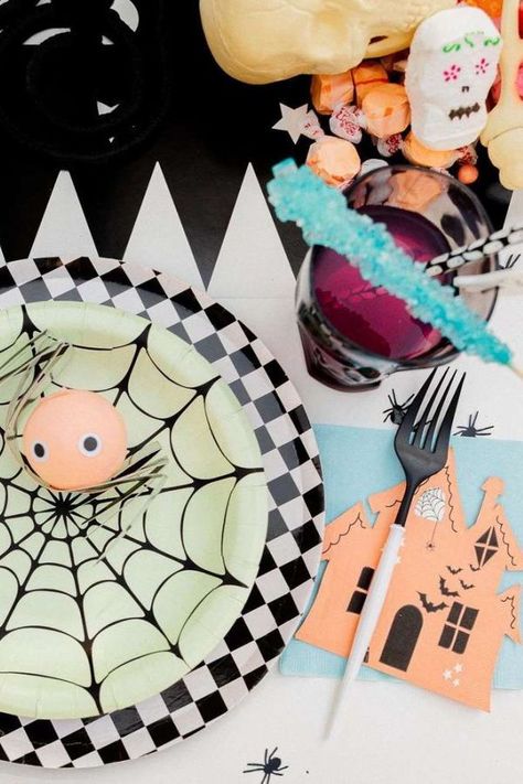 Check out this fun Halloween Monster Mash! The table settings are excellent! See more party ideas and share yours at CatchMyParty.com Monster Mash Table Decorations, Monster Mash Birthday Party, Monster Mash Halloween Party, Halloween Toddler Party, Monster Mash Party, Halloween Bingo Cards, Halloween Table Settings, Boo Bash, Halloween Countdown Calendar