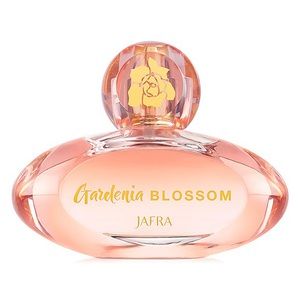 Perfumes Jafra, Perfume Moschino, Blossom Perfume, Beauty Professional, Ash Brown Hair, Skin And Makeup, Fall Fragrance, Fragrances Perfume Woman, Perfume Collection Fragrance