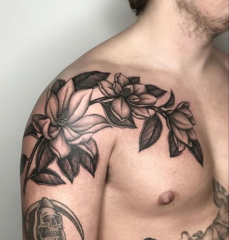 Shoulder Upper Arm Tattoo Men, Flower Shoulder Tattoo Men, Shoulder Peony Tattoo, Shoulder To Chest Tattoo For Men, Mens Floral Tattoo, Flower Tattoos For Men, Traditional Shoulder Tattoo, Tattoo Fixers, Traditional Tattoo Man