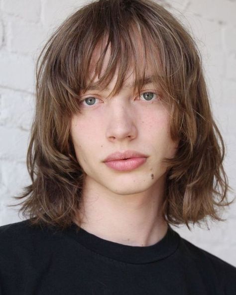 Best Long Haircuts, Long Haircuts With Bangs, Androgynous Hair, Guy Haircuts Long, 70s Hair, Long Haircuts, Corte De Cabelo Masculino, How To Style Bangs, Long Hair With Bangs