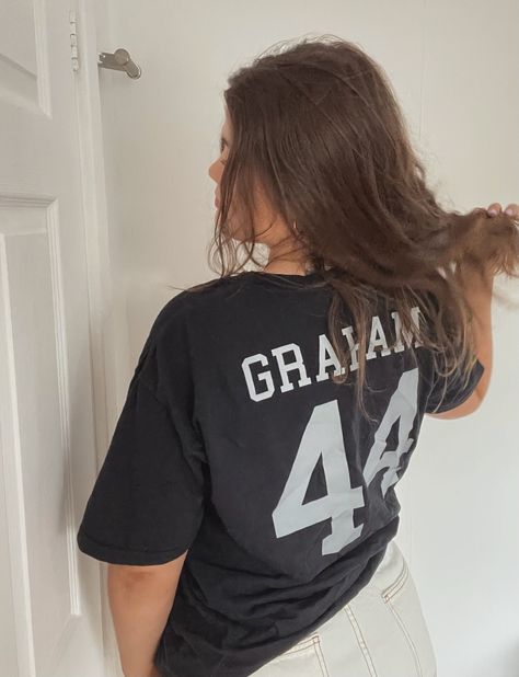 garrett grahams shirt Campus Aesthetic, Hannah Wells, John Tucker, Off Campus, Books For Boys, Book Girl, The Deal, Book Characters, Book Aesthetic