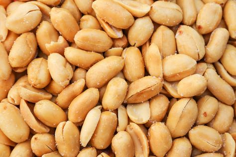 Peanut Snack, Salted Peanuts, Salted Nuts, Tasty Snacks, Nut Snacks, Hanuman Images, Cholesterol Diet, Vegetable Protein, Diet Nutrition