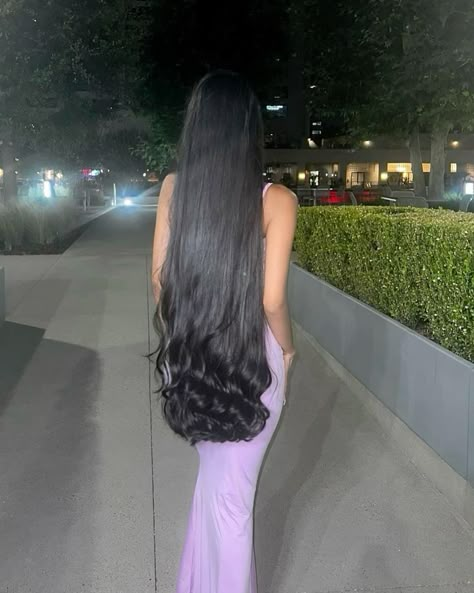 Long Thick Black Hair, Long Black Hair Styles, Hip Length Hair, Black Wavy Hair, Long Shiny Hair, Long Hair Ponytail, Extremely Long Hair, Extra Long Hair, Long Healthy Hair