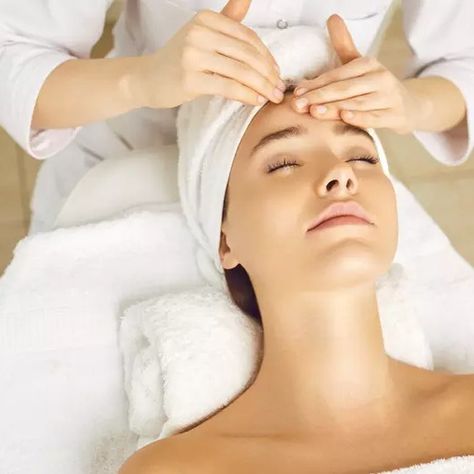 Discover great products at the best prices at Dealmoon. Up to 48% Off on In Spa Facial (Type of facial determined by spa) at MjB Creations Beauty Spa. Price:$49.60 Types Of Facials, Skin Tightening Treatments, Wash Face, Facial Spa, Head Massage, Body Bars, Chemical Peel, Beauty Services, Beauty Spa