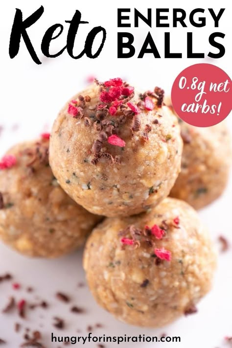 Easy & Quick Keto Energy Balls (Keto Bliss Balls) Keto Snack Energy Balls, Low Carb Power Balls, Protein Balls Keto Low Carb, Keto Energy Bites Low Carb, Keto Energy Balls No Bake, Keto Energy Bars Recipe, Low Calorie Bliss Balls, Keto Pb Balls, Keto Energy Bars