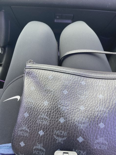 #mcm #purses #blackbag #nike #leggings Mcm Purse, Baddie Aesthetic, Dream Bags, Nike Leggings, Pretty Bags, Black Bag, Purse, Leggings, Nike