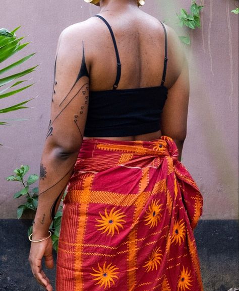 Igbo Tattoo, Igbo Culture, Flash Tats, Afro Fashion, Tattoos For Black Skin, Id Photo, Black Tattoo, Abstract Designs, First Tattoo