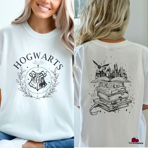 Vintage Wizard Castle Hogwarts Houses Book Harry Potter Sweatshirt Check more at https://viralustee.com/product/vintage-wizard-castle-hogwarts-houses-book-harry-potter-sweatshirt/ Harry Potter Hoodie Design, Harry Potter Merchandise Clothes, Harry Potter Tshirt Ideas, Sweatshirt And Shirt Outfit, Wizard Castle, Book Harry Potter, Hogwarts Shirt, Book Wizard, Harry Potter Travel