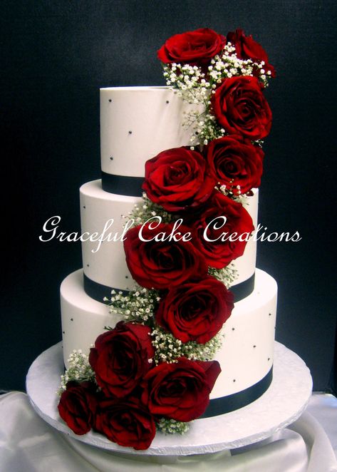 Wedding Cakes Red, Butter Cream Wedding Cake, Red Rose Wedding Cake, Cream Wedding Cake, Big Roses, Cream Wedding Cakes, Colorful Wedding Cakes, Wedding Cakes Elegant, Red And White Weddings