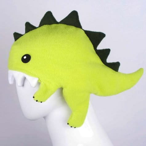 Dino Hat, Fleece Projects, Dinosaur Hat, Pillowcase Dresses, Sewing Hats, Fleece Hats, Sewing Fleece, Sewing Stuffed Animals, Fleece Hat