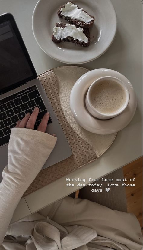 Work From Home Instagram Story, Lunch Time Instagram Story, Work Time Story Instagram, Lunch Instagram Story, Dump Pictures, Nail Story, Pink Marble Wallpaper, Studying Motivation, Bodybuilding Workout Plan