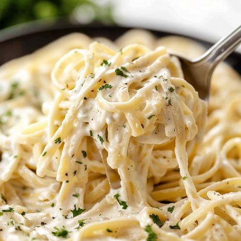 Copycat Olive Garden Fettuccine Alfredo Recipe Olive Garden Shrimp Alfredo, Olive Garden Fettuccine Alfredo Recipe, Olive Garden Fettuccine Alfredo, Olive Garden Fettuccine, Homemade Fettuccine, Shrimp Alfredo Recipe, Fettuccine Alfredo Recipe, Copycat Olive Garden, Olive Garden Recipes