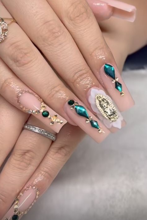 Mexican French Tip Nails, Nails With San Judas, Short San Judas Nails, St Judas Nails, Acrylic Nails With Virgin Mary, San Judas Nails Short, San Juditas Nails, Virgencita Nails Short, San Judas Tadeo Nails