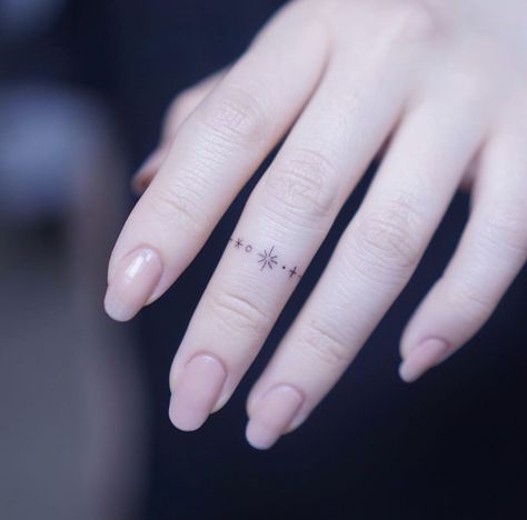 Cute Ring Tattoos For Women, Tattoo Ring Women, Dainty Ring Finger Tattoo, Minimalist Ring Tattoo, Single Needle Finger Tattoo, Dot Ring Tattoo, Minimalist Wedding Ring Tattoo, Delicate Ring Tattoos For Women, Dainty Ring Finger Tattoos For Women