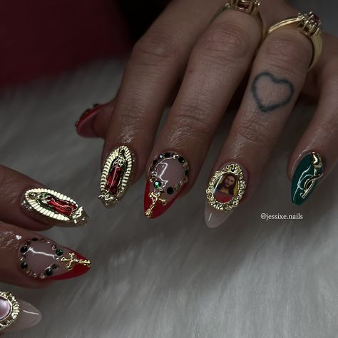 Virgencita nails 🥹🫶 ~ #virginmary #virgencitanails #virginmarynails #virgencita #nails #nailart #nailartist #nailideas #nailinspo #nailbling #naillife #naildesign #nailaddict #blingnails #explorepage #explorepage✨ Our Lady Of Guadalupe Nails, Virgencita Nails Short, Virgen Nails, Guadalupe Nails, Virgin Mary Nails, Virgencita Nails, Short Almond, Summery Nails, Our Lady Of Guadalupe