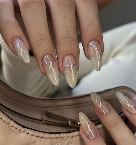 #nailart #nailartideas Simple Metallic Nails, Sade Nails Art, Manicure Inspiration, Casual Nails, Pretty Gel Nails, Metallic Nails, Nails Desing, Classy Nails, Cute Nail Designs