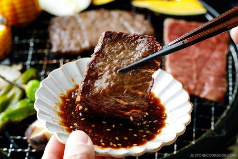 Yakiniku sauce is a sweet and flavorful Japanese BBQ sauce. It's perfect for dipping thinly sliced of well-marbled short rib and other grilled goodies. #yakiniku #japanesebbq | Easy Japanese Recipes at JustOneCookbook.com Japanese Sauces, Yakiniku Sauce, Japanese Bbq Sauce, Sauce Ideas, Spring Roll Sauce, Japanese Bbq, Just One Cookbook, Japanese Sauce, Tonkatsu Sauce