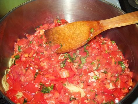 Cappelini Pomodoro, Capellini Pomodoro, Italian Pasta Recipes, Mama Mia, Olive Gardens, Olive Garden, Italian Pasta, Italian Food, Main Meals