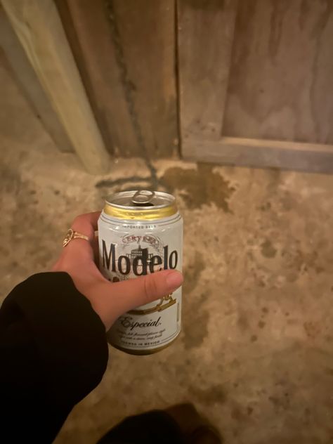 Modelo Beer Aesthetic, Beer Modelo, Beer Aesthetic, Modelo Beer, Girly Vibes, Hyena, Summer Baby, Summer Nights, Mac