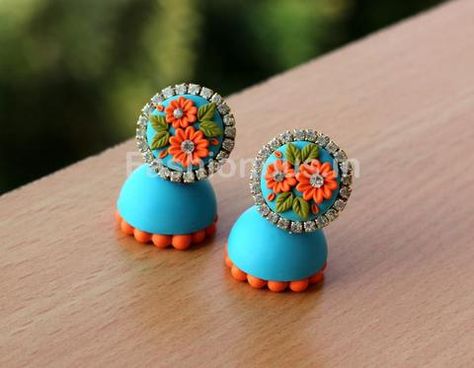 Clay Jhumka, Clay Art Jewellery, Polymer Clay Art Jewelry, Clay Art Jewelry, Decorated Plates, Terracotta Jewellery Making, Necklace Clay, Floral Polymer Clay, Terracotta Jewellery Designs