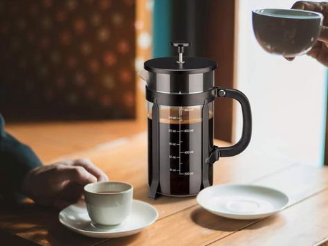 Review: Pour-Over Coffee Makers vs. French Press Coffee Makers Best French Press Coffee, Best French Press, Glass French Press, Iced Coffee Maker, Pod Coffee Machine, Pour Over Coffee Maker, Coffee Party, French Press Coffee Maker, French Coffee